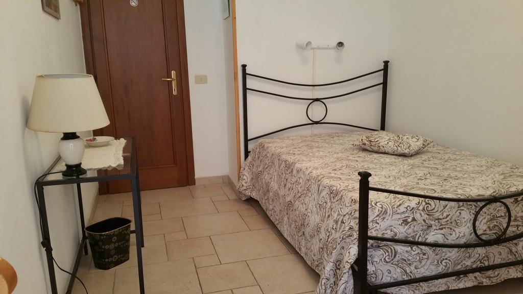 Bella Roma Domus Acomodação com café da manhã Quarto foto