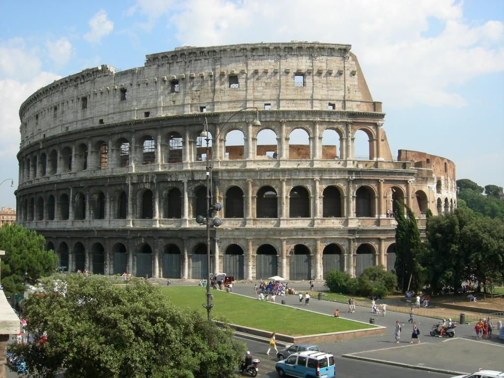 Bella Roma Domus Acomodação com café da manhã Exterior foto